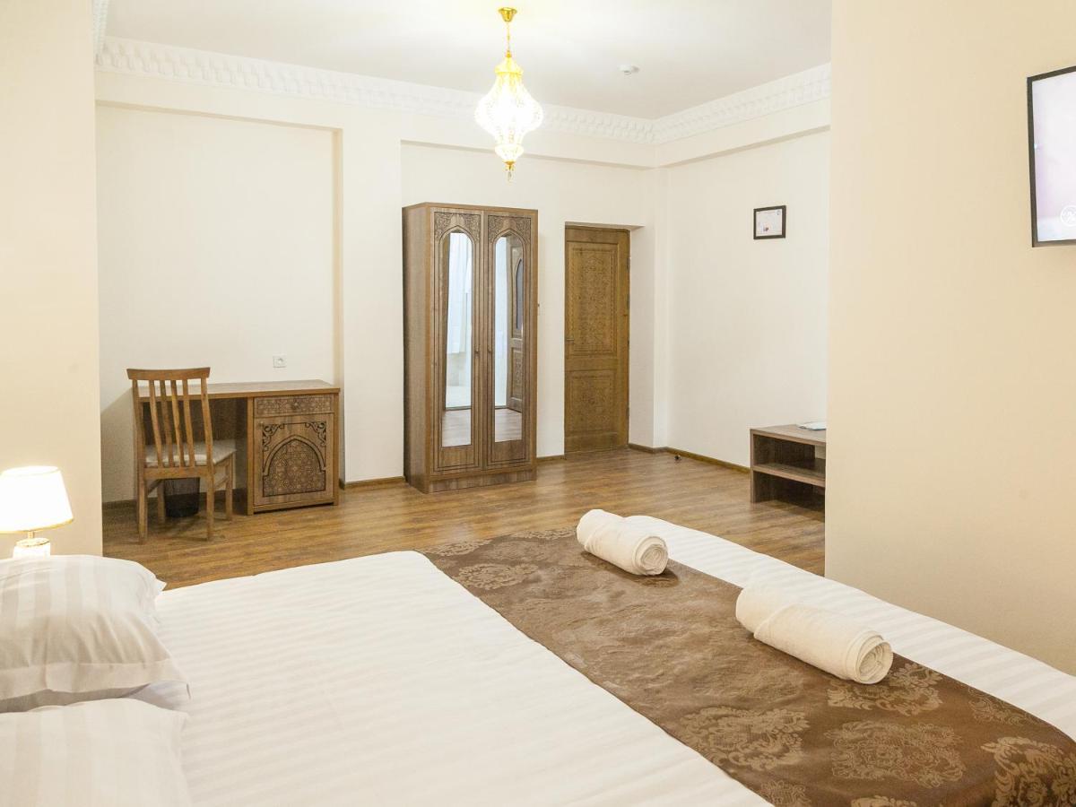 Royal Bukhara hotel Bagian luar foto
