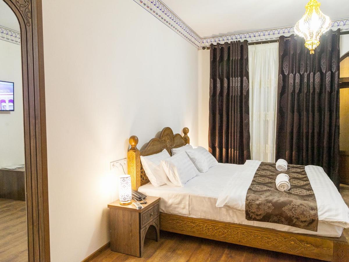 Royal Bukhara hotel Bagian luar foto
