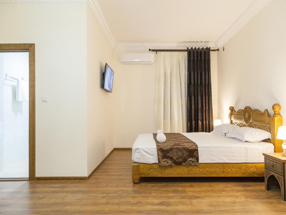 Royal Bukhara hotel Bagian luar foto