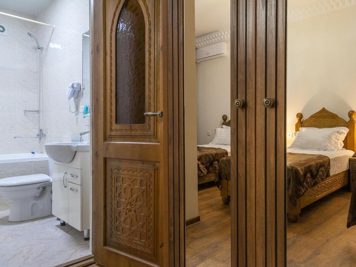 Royal Bukhara hotel Bagian luar foto