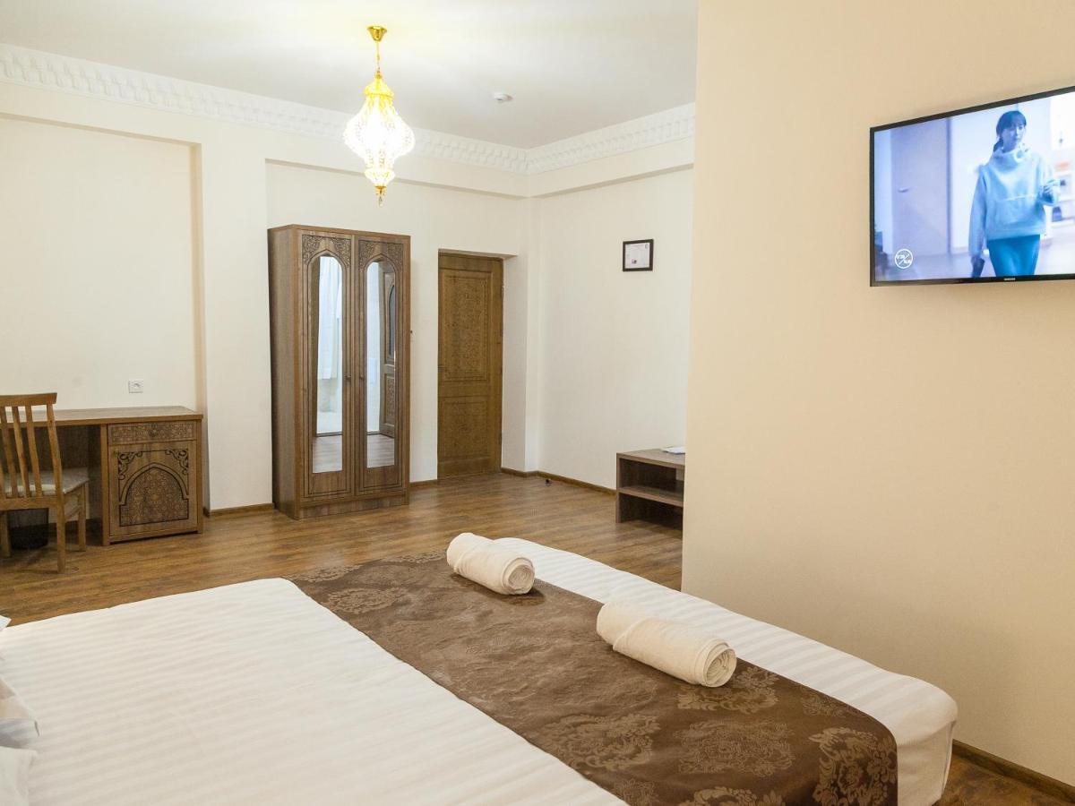 Royal Bukhara hotel Bagian luar foto